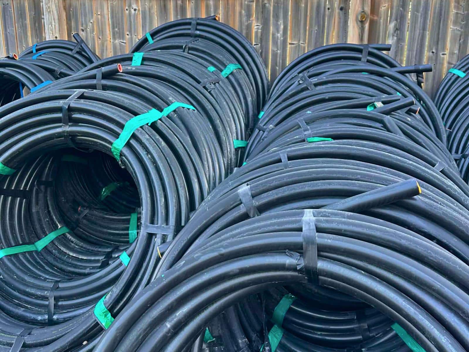 1 1/4" 100 PSI CSA Approved poly pipe roll