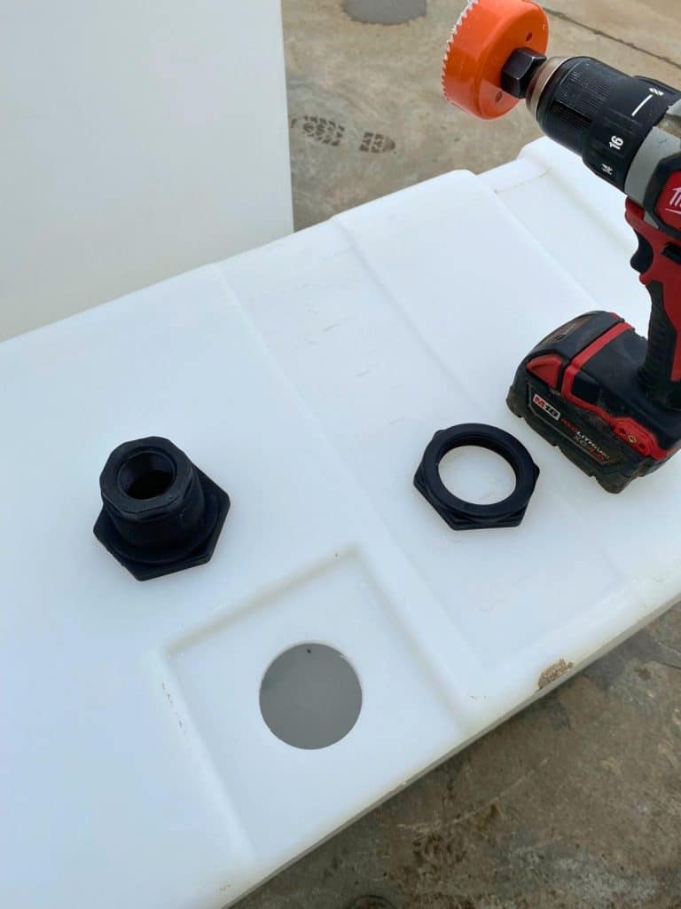 How to install a bulkhead
